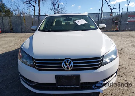 2014 Volkswagen Passat 1.8T Se from USA, damaged, VIN 1VWBT7A33EC067647